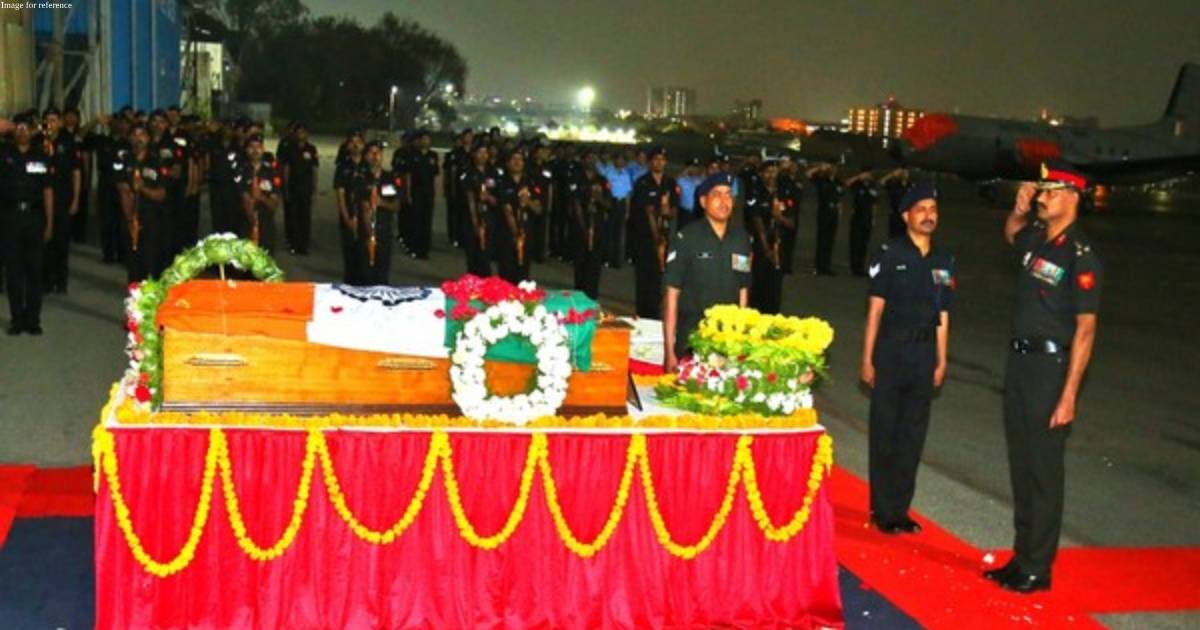 Lt Col VVB Reddy's mortal remains moved to his residence with full military honours